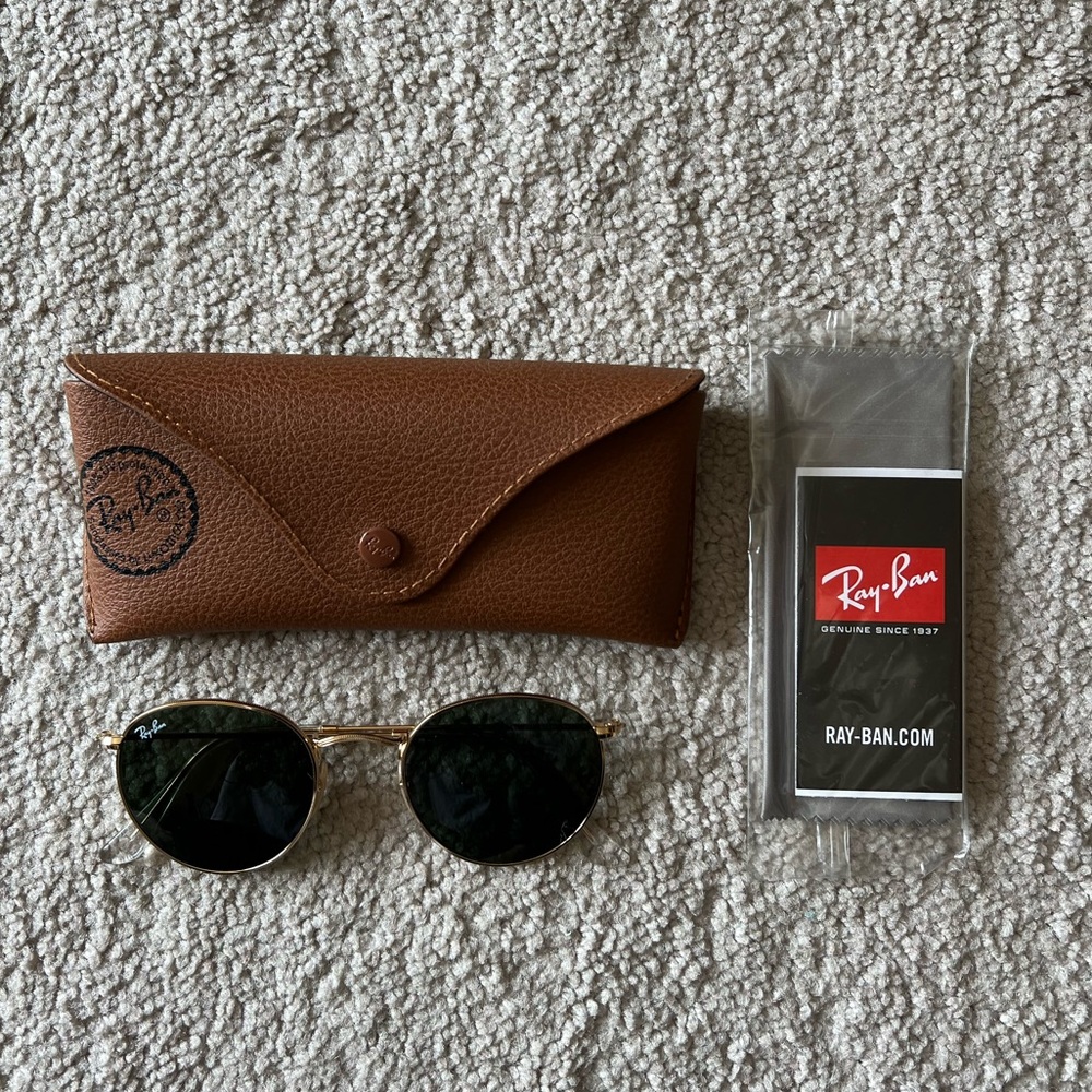 Ray Ban Round Gold Rim Sunglasses
